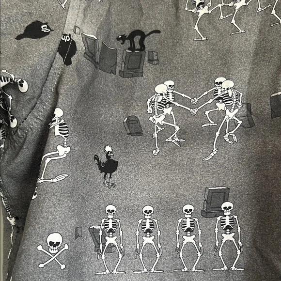 Disney Charcoal Graphic Men's Button Down Shirt.  CAJA. # 2 - Picture 9 of 9